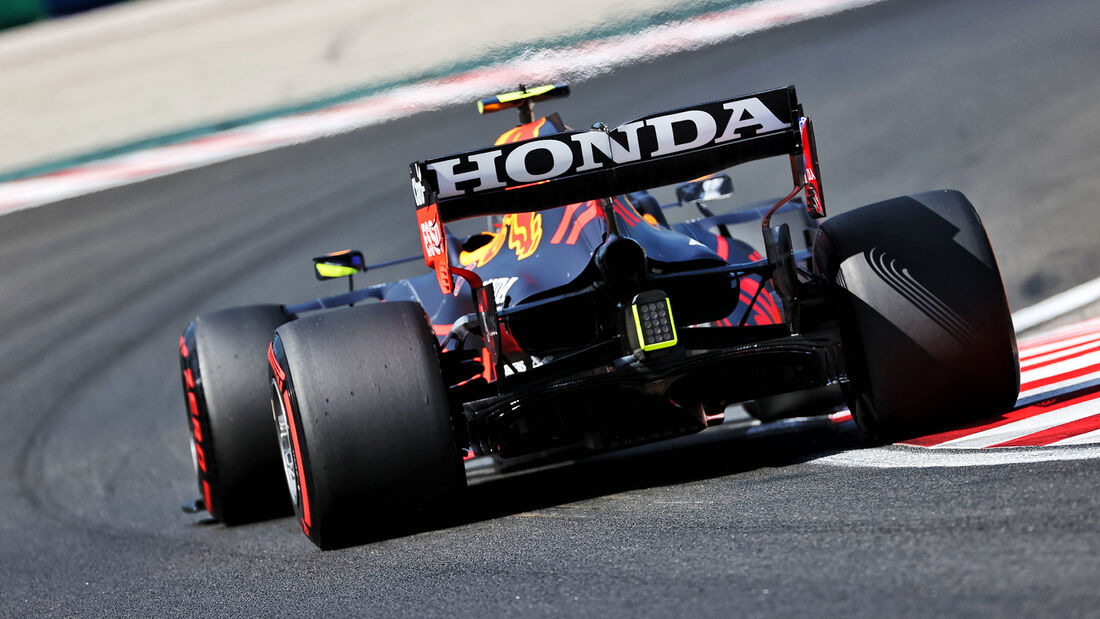 Sergio-Perez-Red-Bull-Formel-1-GP-Ungarn-Budapest-Samstag-31-Juli-2021-169Gallery-6b209b8-1819368