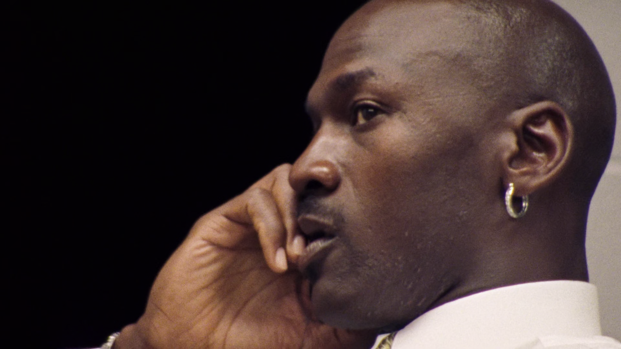 The Last Dance (2020) S01E08 Episode Viii (4kto1080p NF Webrip x265 10bit EAC3 5.1 - Ainz)[TAoE].mkv