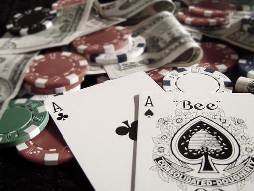 Почему геймеры предпочитают выбирать покер и побеждать разных соперников