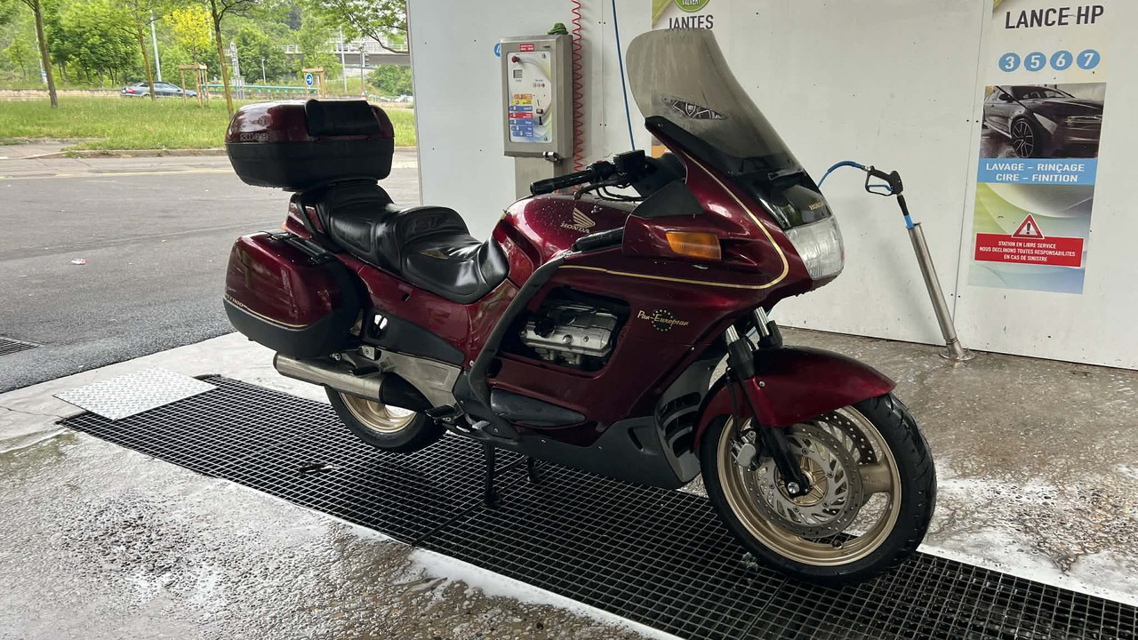 936f58e5 a14b 4750 a3cb 6176ad449271