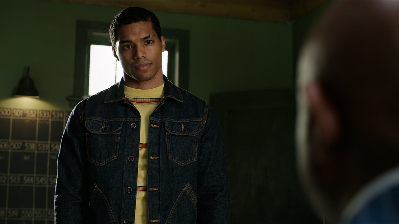 Godfather.of.Harlem.S04E03.The.Straw.Man.1080p.10bit.AMZN.WEB-DL.DDP5.1.HEVC-Vyndros.mkv_snapshot_31