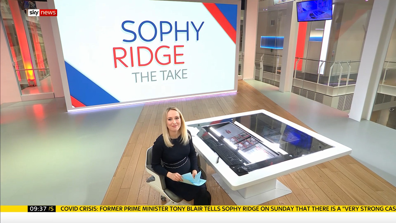 01.31 - 08.30.00 - Sophy Ridge On Sunday. The host invites special gu..._001.ts_snapshot_25.44.653