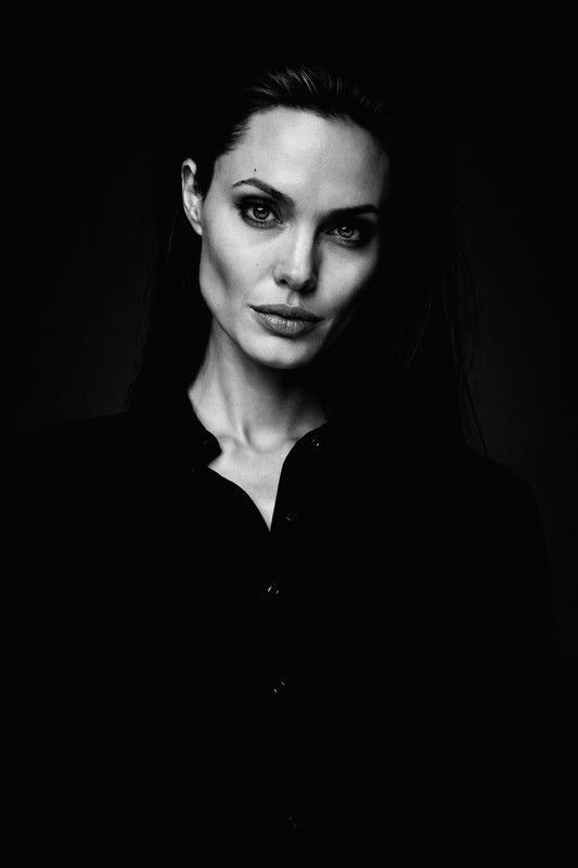 angelina jolie 2