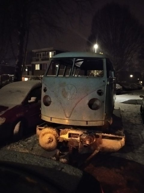 8DC60C7D-EE9D-493B-AD3F-696B82BF2F79