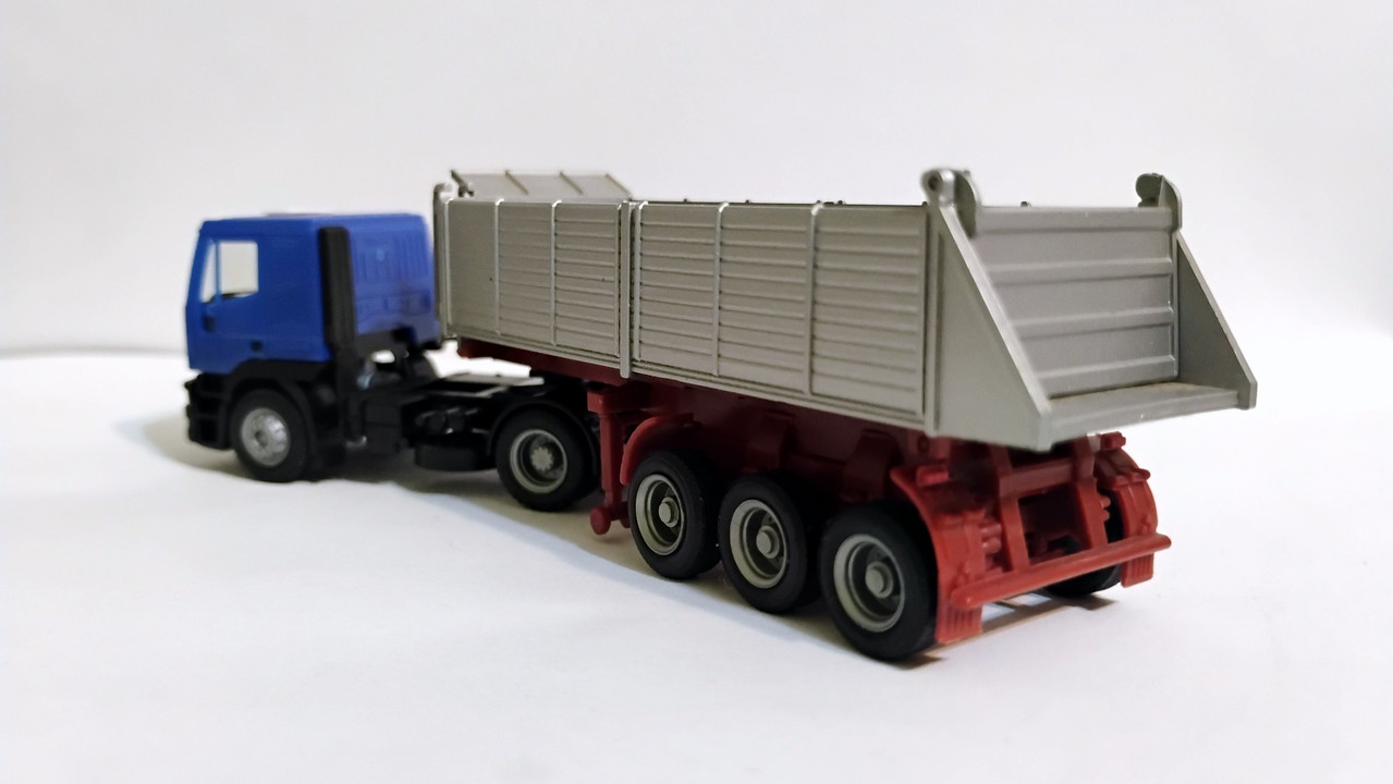 Mach (3904)