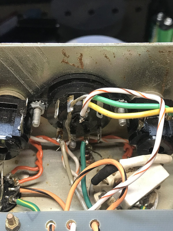 3-E2843-A2-0200-4-D11-A3-A2-C352756-EFF26.jpg