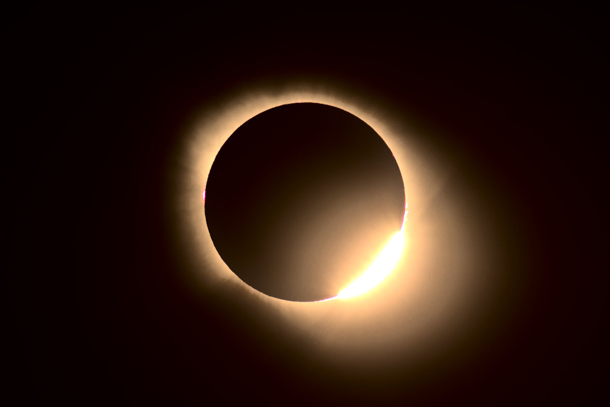 https://i.postimg.cc/BnbgPpZM/216-3-Eclipse-2026-p.jpg