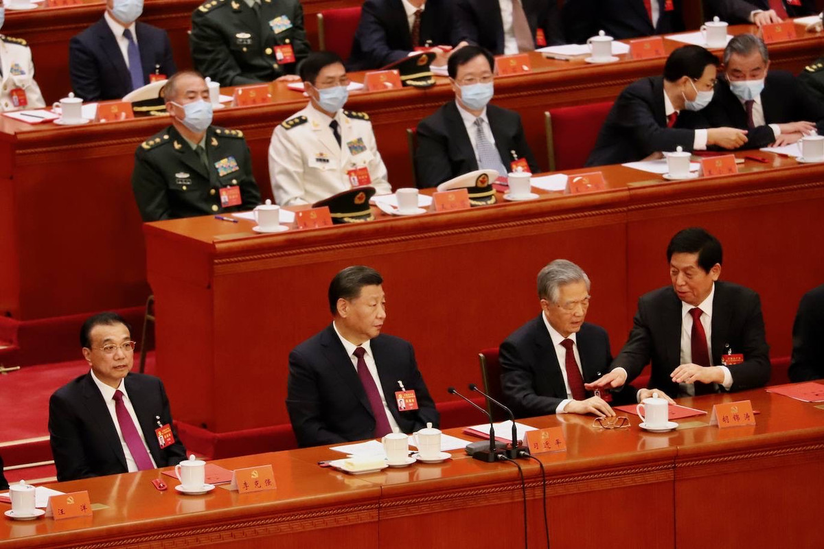 CEAE2C4B-10E2-457D-9100-1E475D89D969