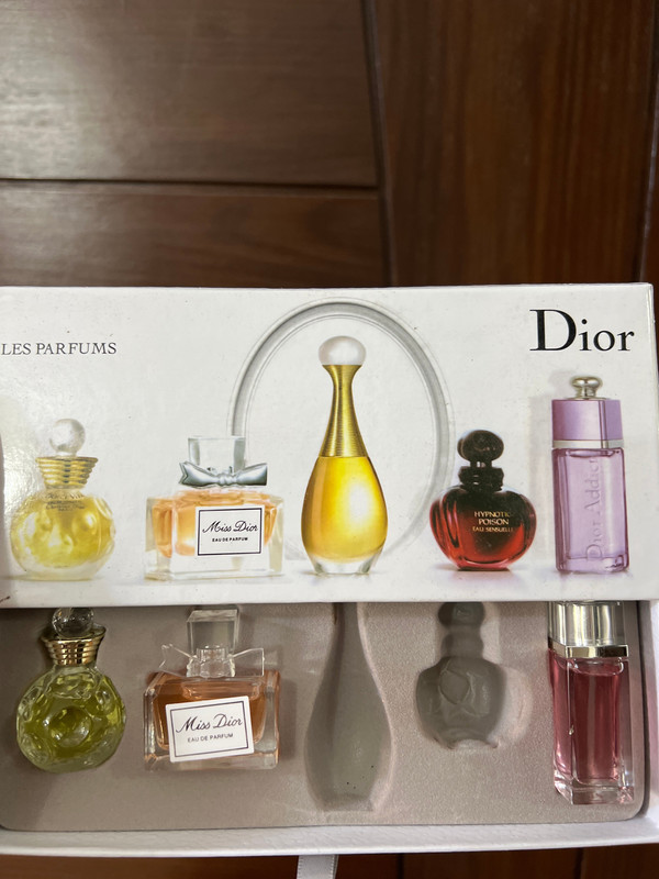 Dior Mini Perfume Set of 3…..(2 Perfumes are missing due to leakage) (Without Box Category)