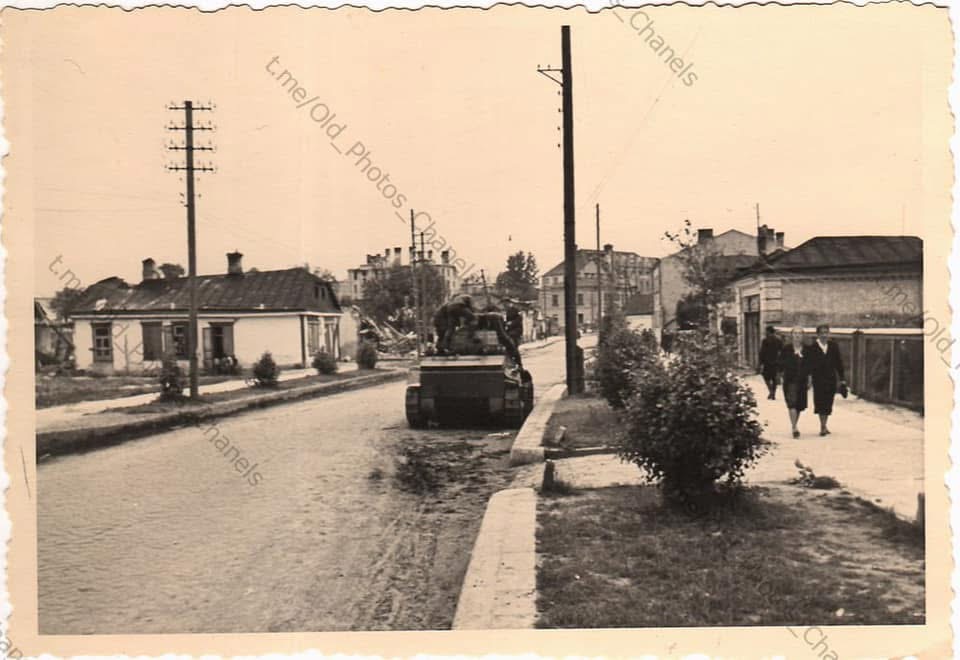 B16E8F9D-8F56-4A75-BE4B-2503B5F24A9F