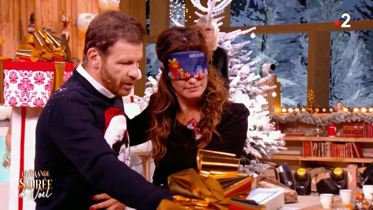 2021-12-24_21_10_Fr2_La-grande-soiree-de-Nol.mp4_snapshot_01.46.49.671