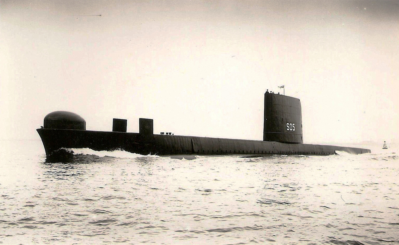 HMS Finwhale (S.05)-5