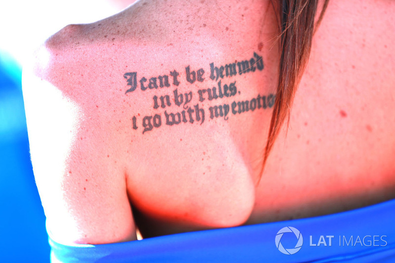 girl-tattoo-1