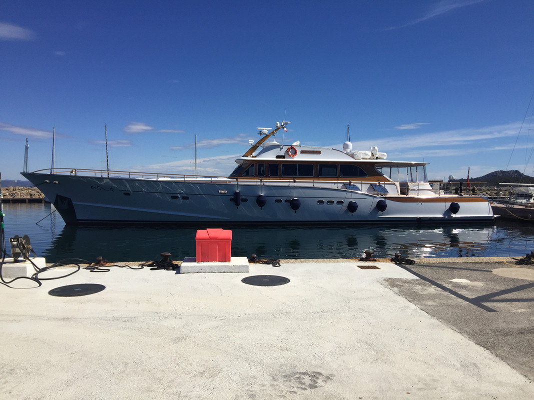 AD8AD5E3-18CA-4DB2-9B54-CCEB9F7C61D4