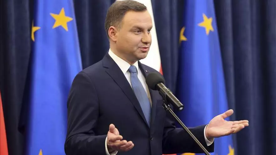 Polonia afirma que nunca devolverá a los herederos de las víctimas judías los bienes incautados durante la Segunda Guerra Mundial EFE Polonia afirma que nunca devolverá a los herederos de las víctimas judías los bienes incautados durante la Segunda Guerra Mundial EFE