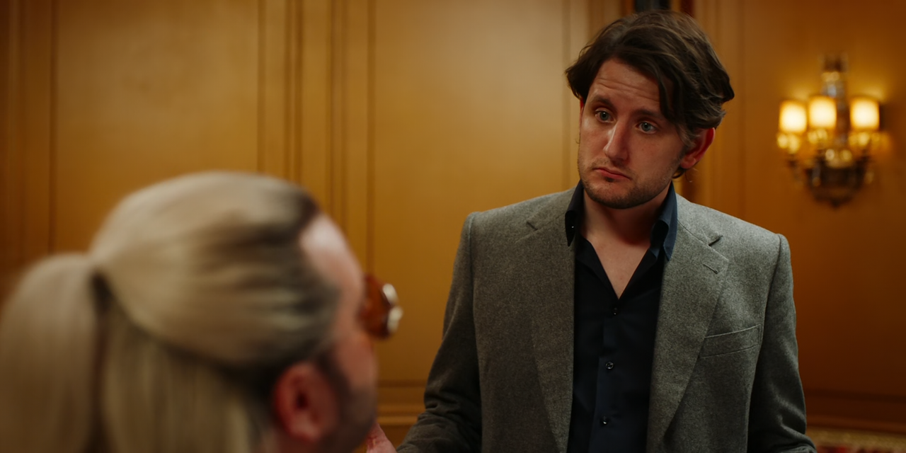 Avenue.5.S02E02.What.an.Unseasonal.Delight.1080p.10bit.AMZN.WEB-DL.DDP5.1.HEVC-Vyndros.mkv_snapshot_