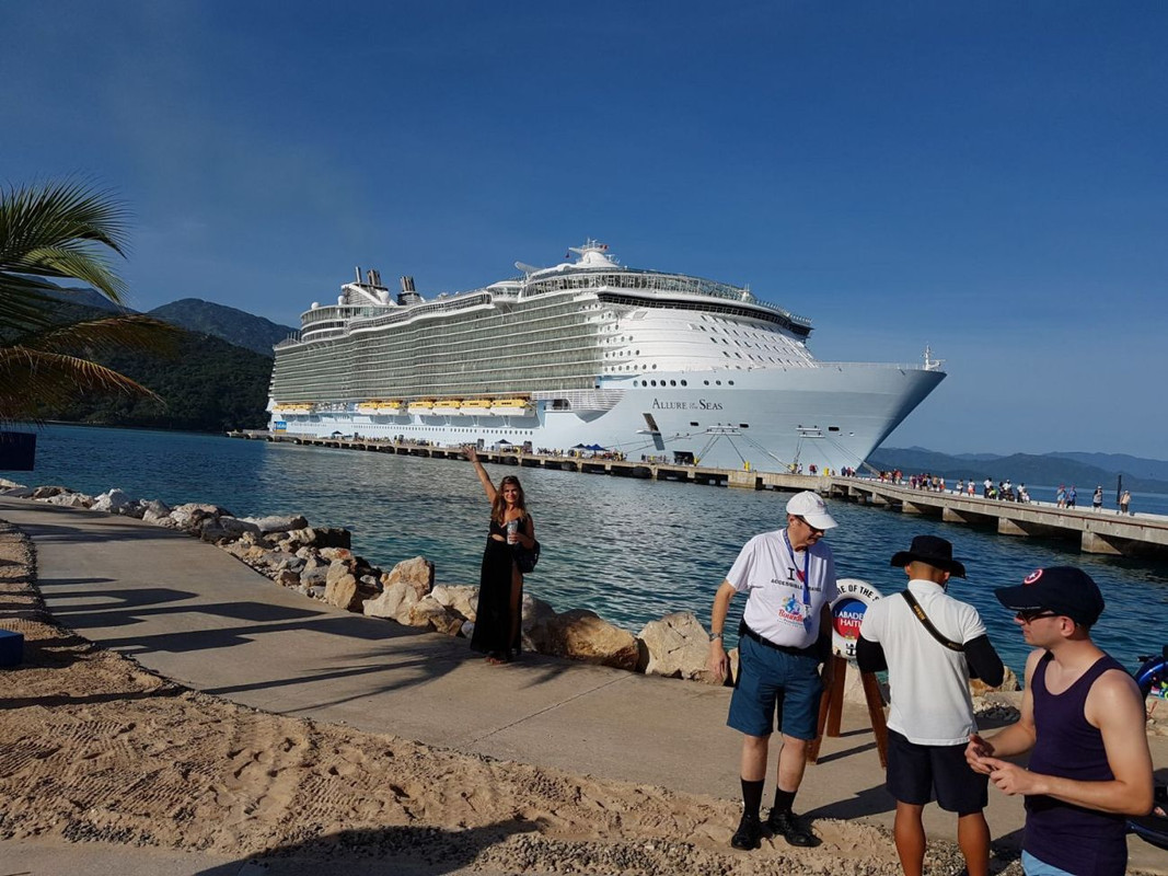 Cruise Ship