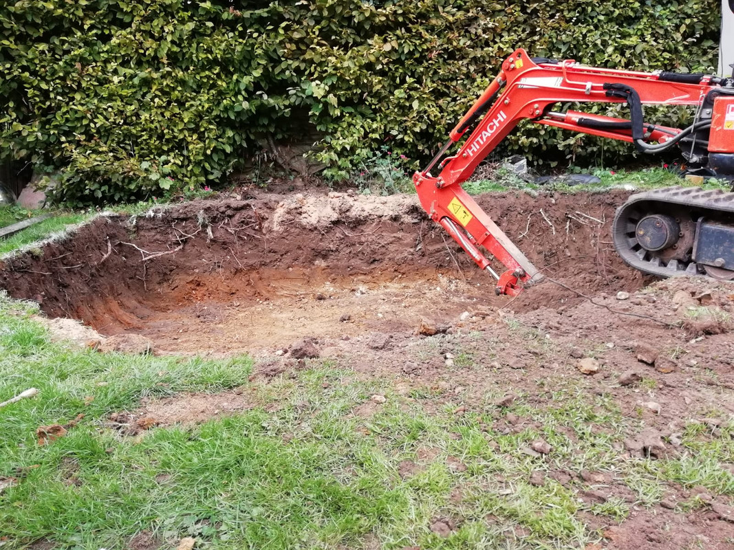 84A5933C-7C54-4BFF-9903-8005A056A879