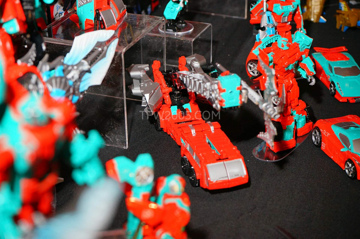 SDCC2015-Hasbro-Breakfast-Transformers-Combiner-