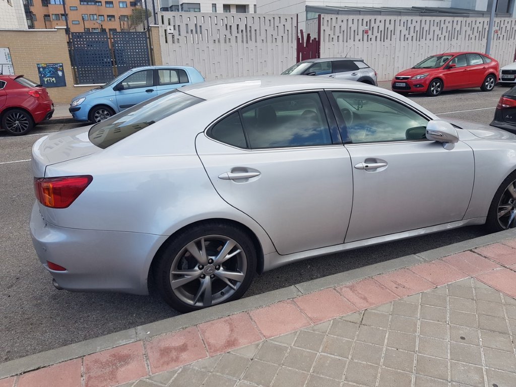 Lateral
