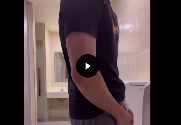 Screenshot-2023-03-19-at-09-08-41-Hexupload-Cruising-in-a-public-bathroom-and-getting-a-blowjob-No