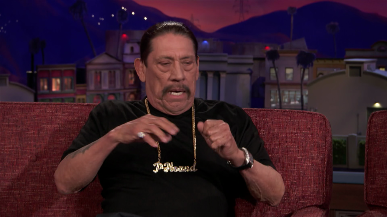 Kidding 2018 S01 02 1080p AMZN Webrip x265 10bit EAC3 5 1 Ainz TAoE