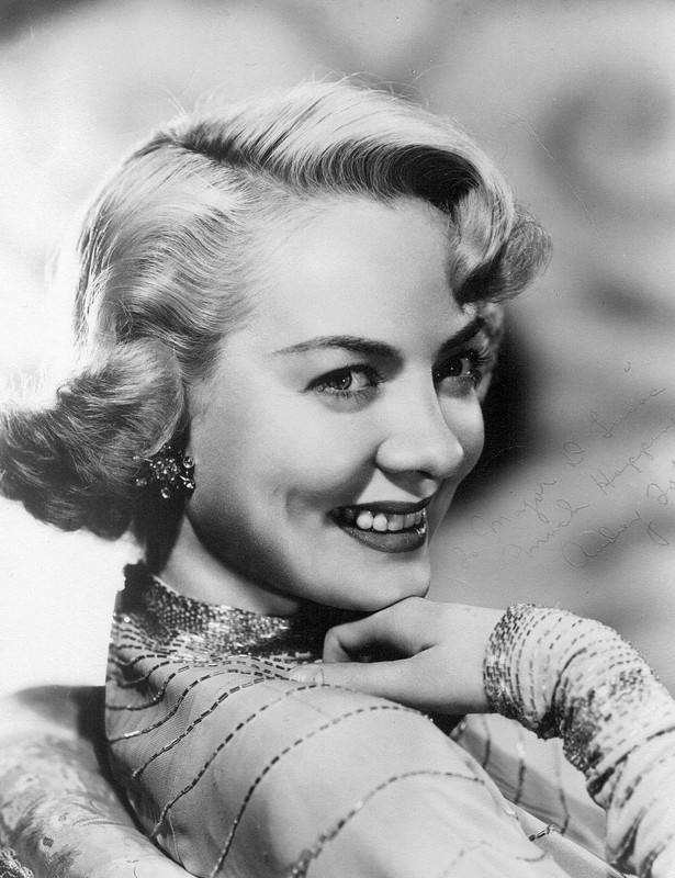 Audrey_Totter_b15