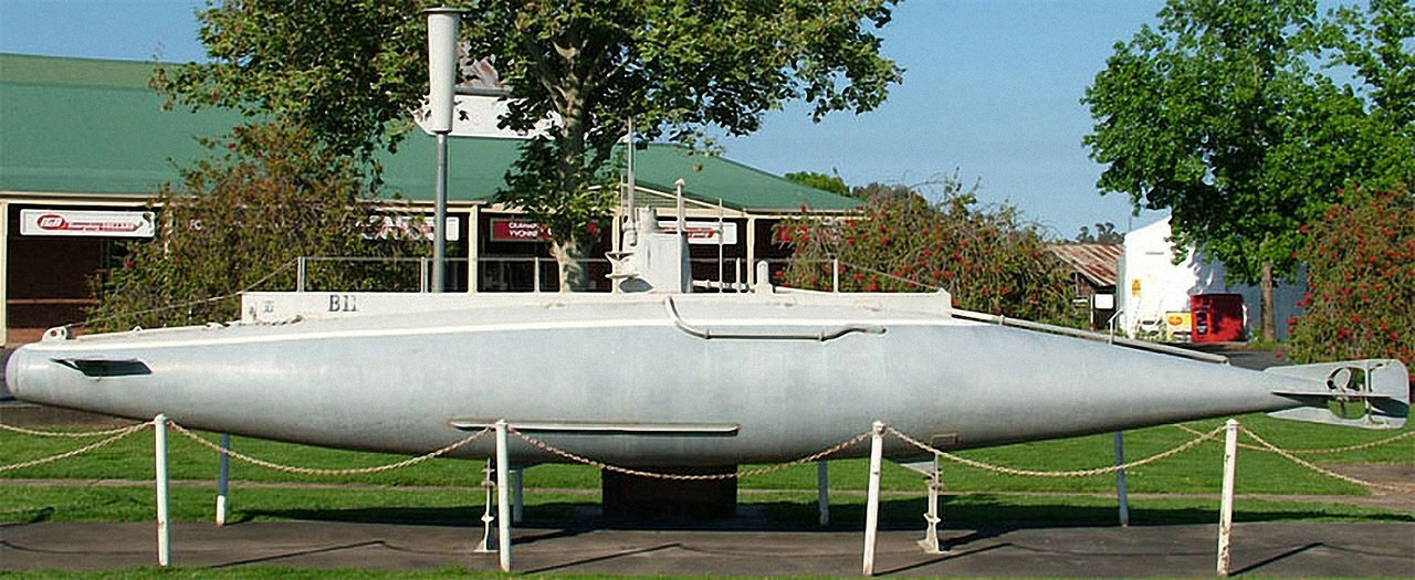 HMS B11 в мемориальном парке коммандера Холбрука в Холбруке в Новом Южном Уэльсе (Австралия)-1