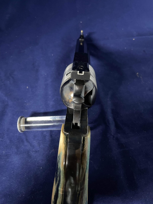 0354B399-4358-42ED-A564-7BD829DDC033