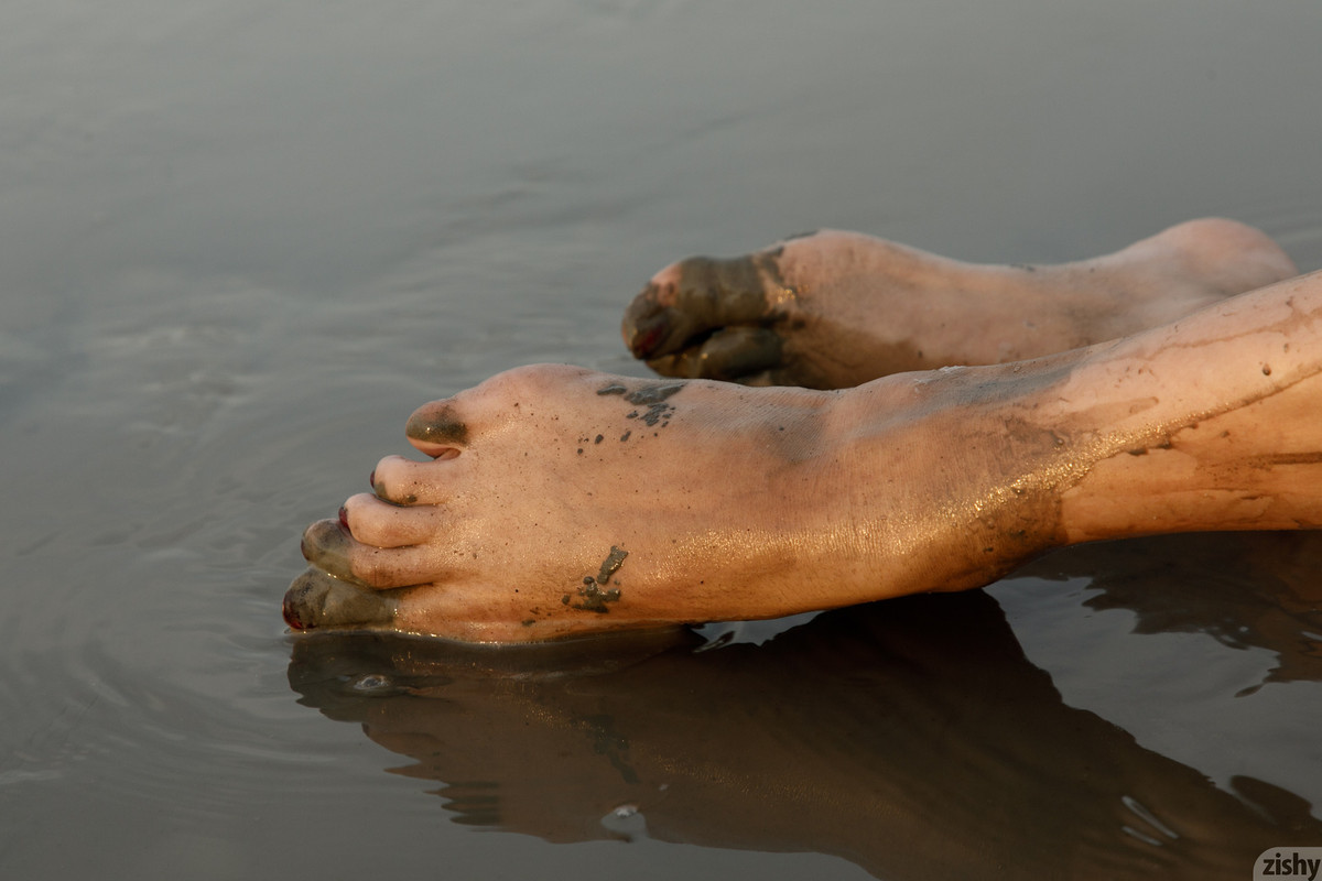 full_017_0927030927030193