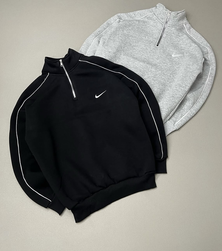Nike Zip Sweatshirt