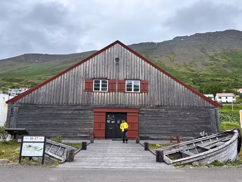 10/07/2025 AKUREYRI, DALVIK, SIGLUFJÖRDUR, HOFSÓS Y SU ESPECTACULAR PISCINA - 2º Viaje a la Tierra del Hielo y Fuego de 21 días (en construcción, con videos) (14)