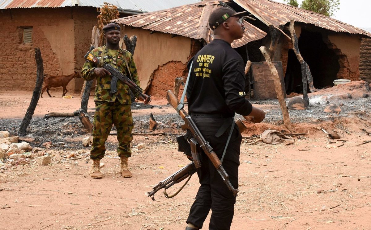 Ataque en bar deja 12 muertos en Nigeria