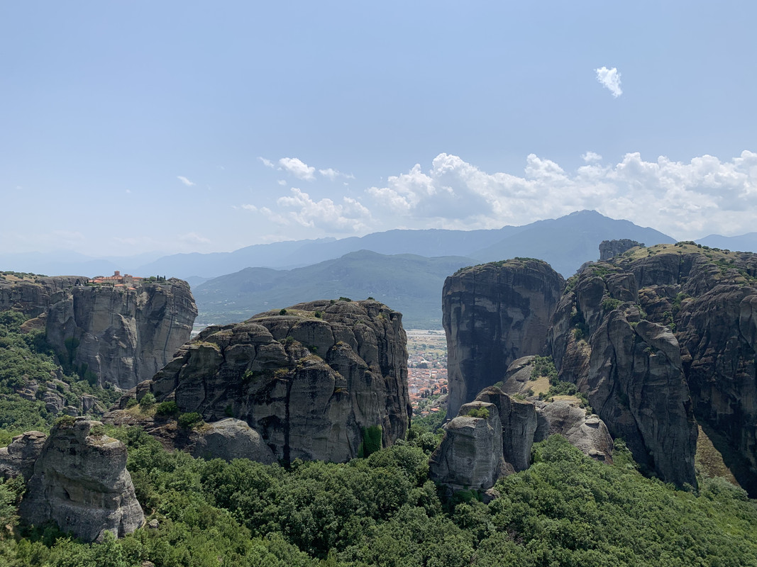 74EC4E88-1600-4AA3-8986-FD5CE6CE9AA8