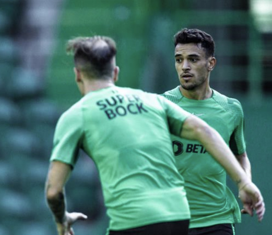 2AE02E92-160E-4CFF-B06E-1AAAE3EE85DB