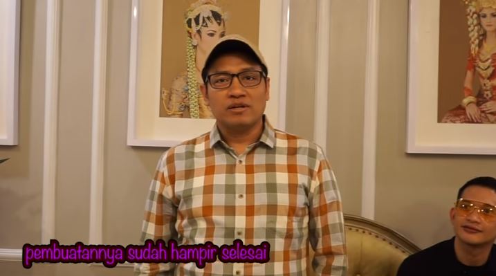 Desainer baju penganti Citra Kirana dan Rezky Aditya, 'Ancha'