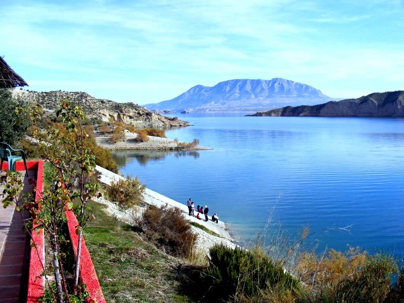 Granada-almeria-Lake-Dam-HD.jpg