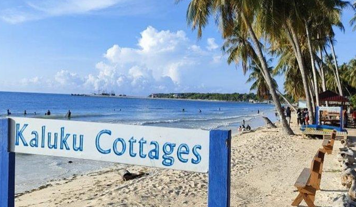 Pantai Kaluku, Surga Kecil Dan Tenang di Tengah Keindahan Sulawesi Tenggara!