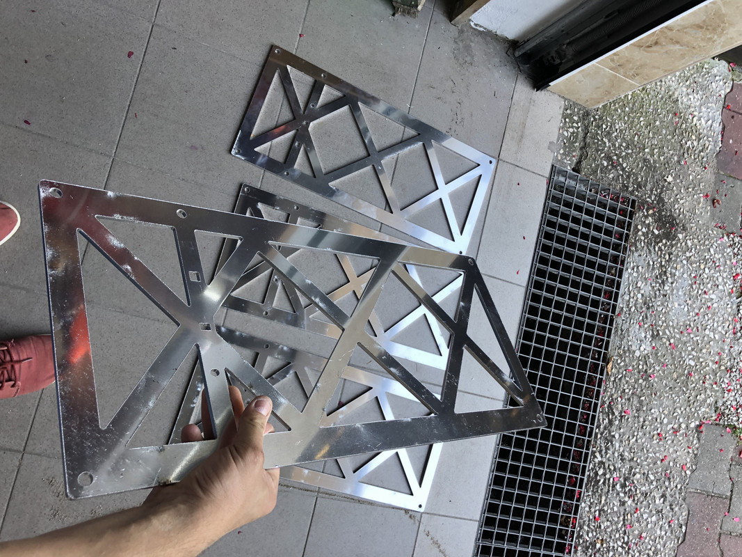 965EAED8-666E-418C-B93E-22513951261D