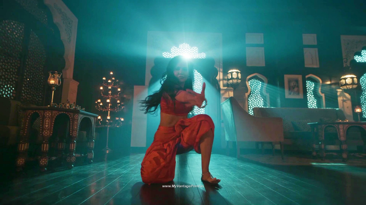 128Esha Gupta Hot in Aashram Web Series