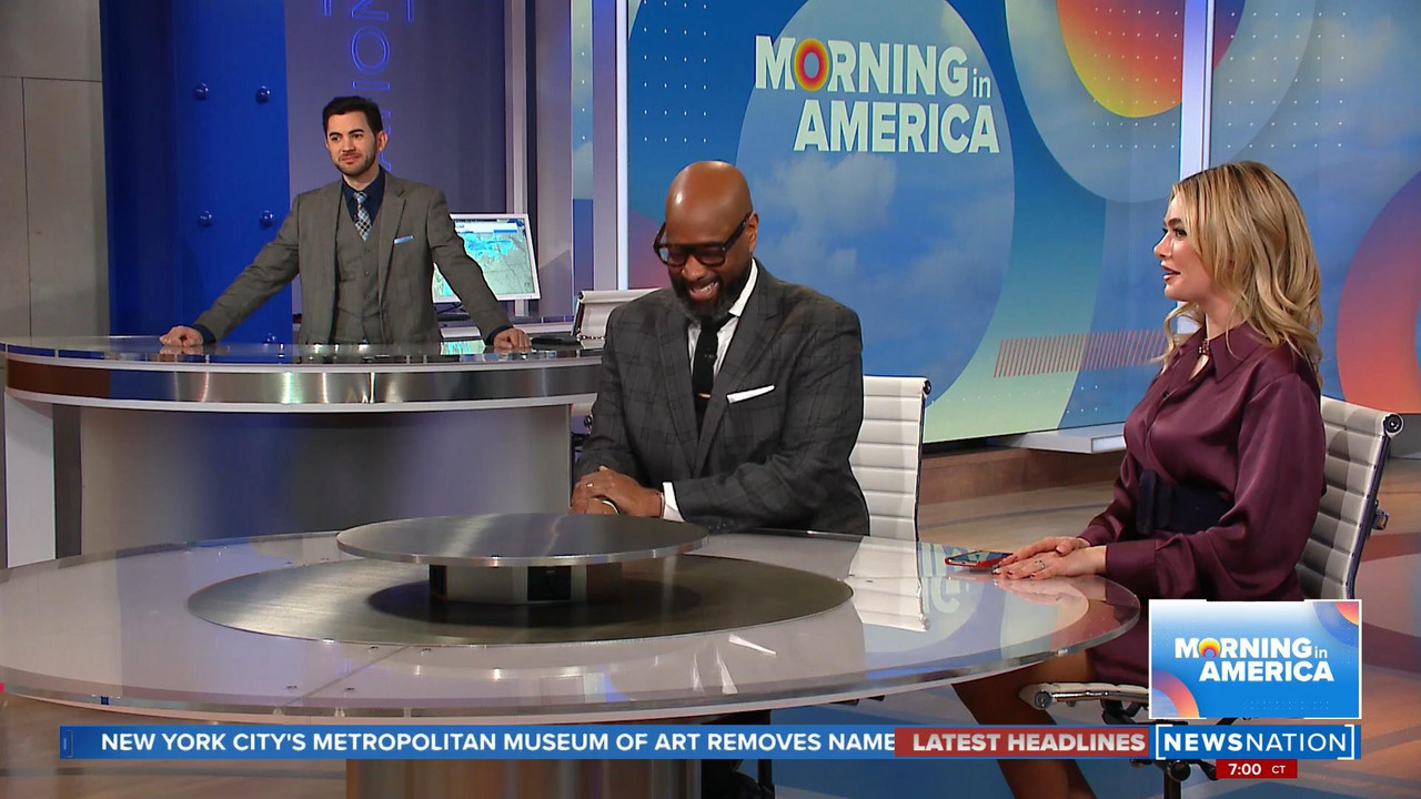 12.10 - 12.00.00 - Morning in America with Adrienne Bankert..ts_snapshot_01.00.49_[2021.12.10_20.45.