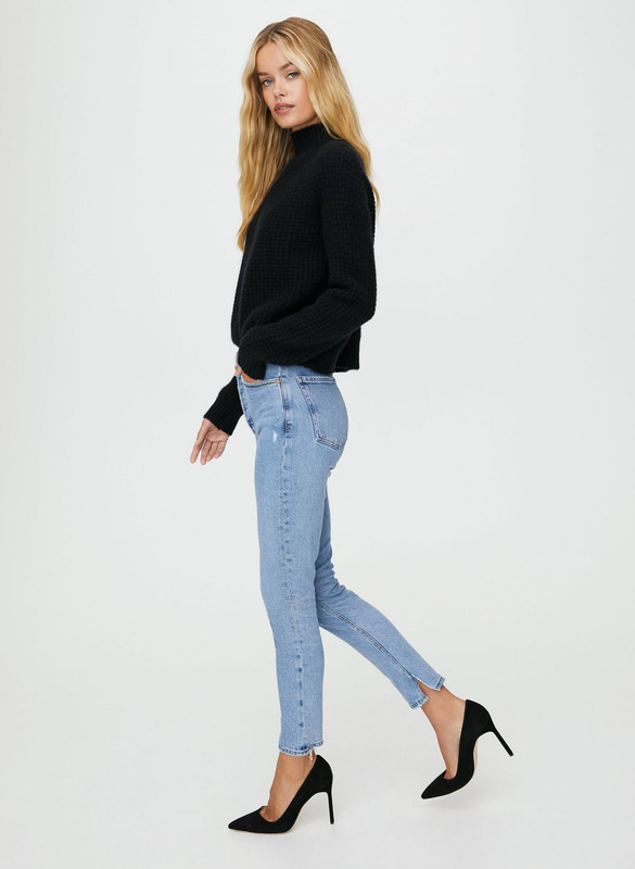 frida-aasen-aritzia-fall-2019-1