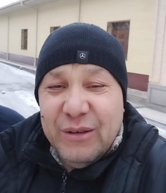 A1209064 3A92 4760 9A74 42CABF578DFF