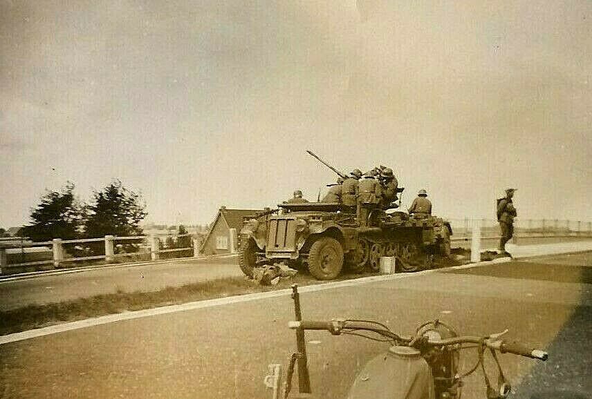 Foto, Flak auf WH-Lkw, Inf. Regt.71, Tarnogród Polen Mai 1941