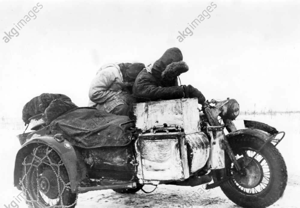 II. WK - Ostfront - Kradschützen 1943.