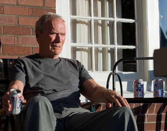 [Image: Clint-Eastwood-drinking-Pabst-Blue-Ribbon.jpg]