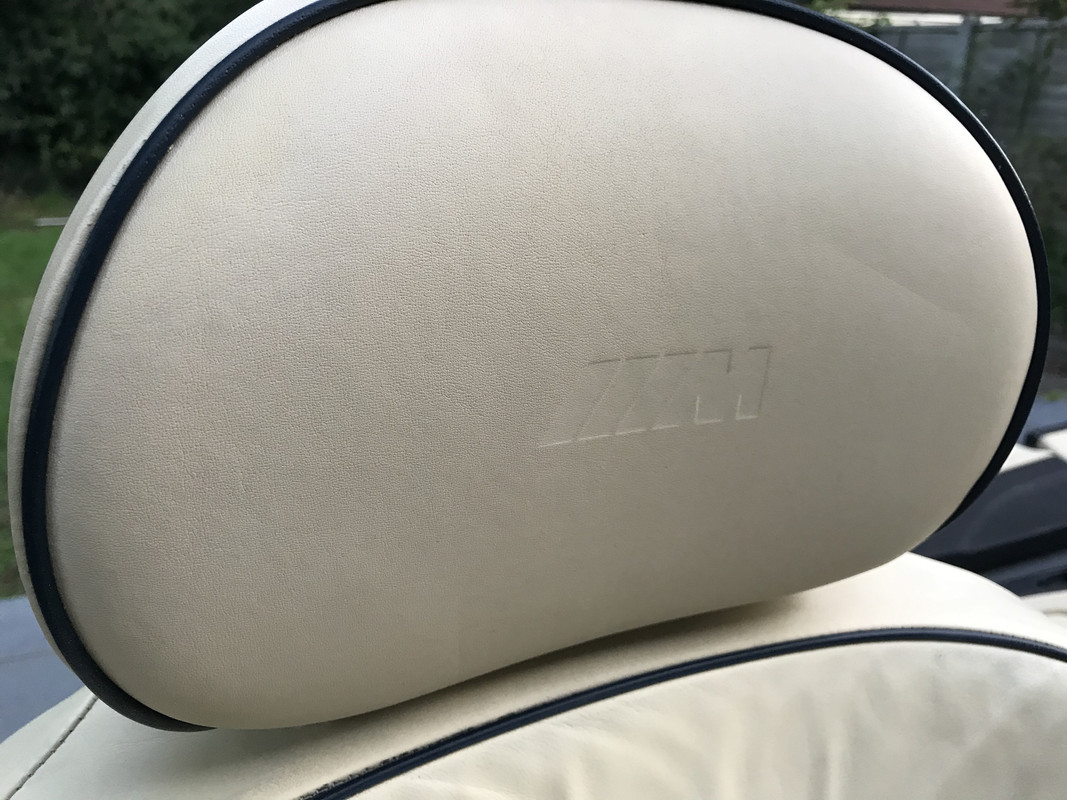 E7158847-1042-4D96-AC02-E24193898773