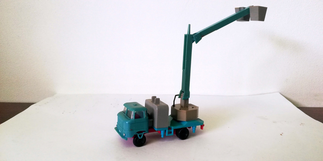 Mach (3286)