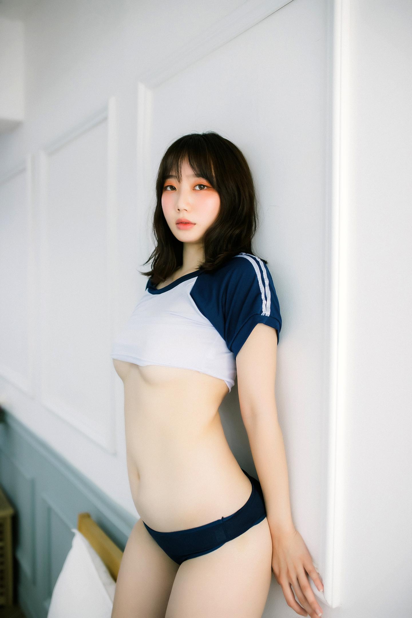 Myu_a(뮤아) NO.009 Moon Night Snap The Window B 35