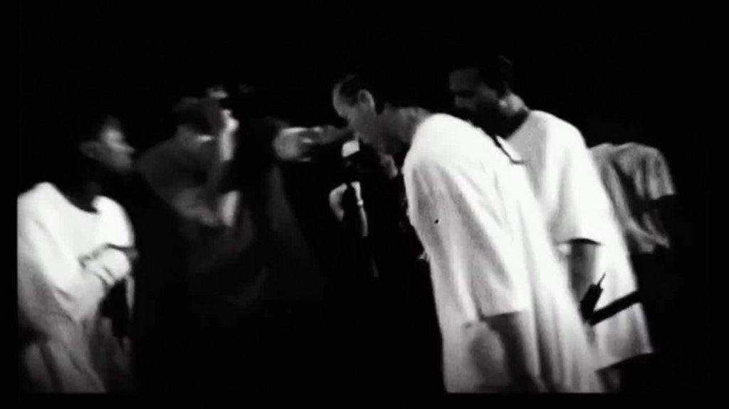 [Image: o4owb8bz7nw1.jpg]